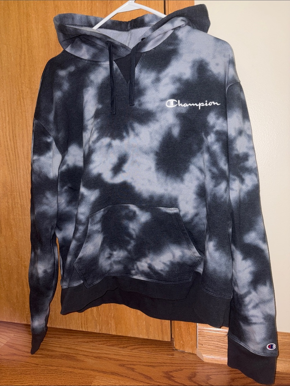 Champion Tie Dye Pullover Hoodie
